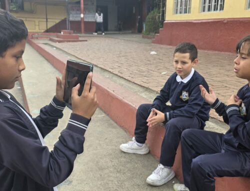 La entrevista sale al patio: grabar con luz y sonido reales